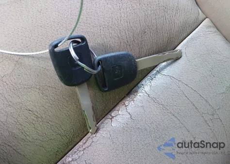 2005 Honda Accord 2.4 Ex z USA, uszkodzony, nr VIN 1HGCM56885A123964